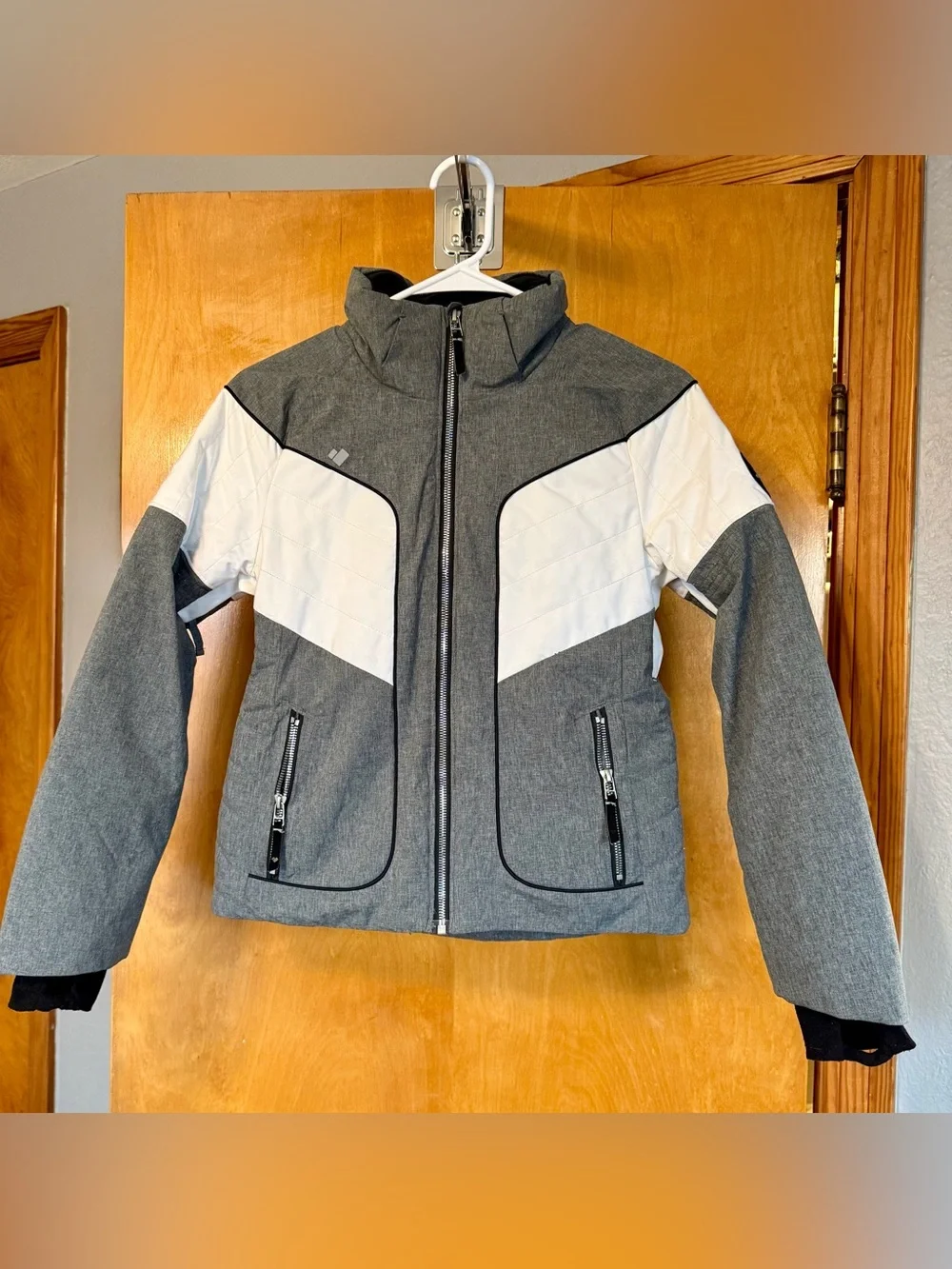 Obermeyer Girls' Rayla Jacket (Style #31064) - Two-Tone Gray Heather & White